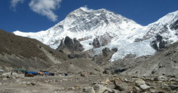 Stuss Leeds summits Makalu (8,485 meters) Stuss Leads from Colorado climbs Makalu