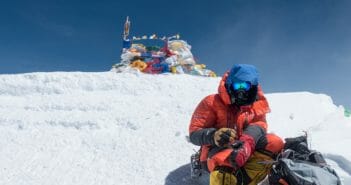 Lucky to be Alive "I was alone on the summit of Everest."