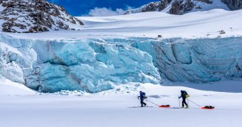 Into the Hills: A Ski Traverse of the Wind River Range